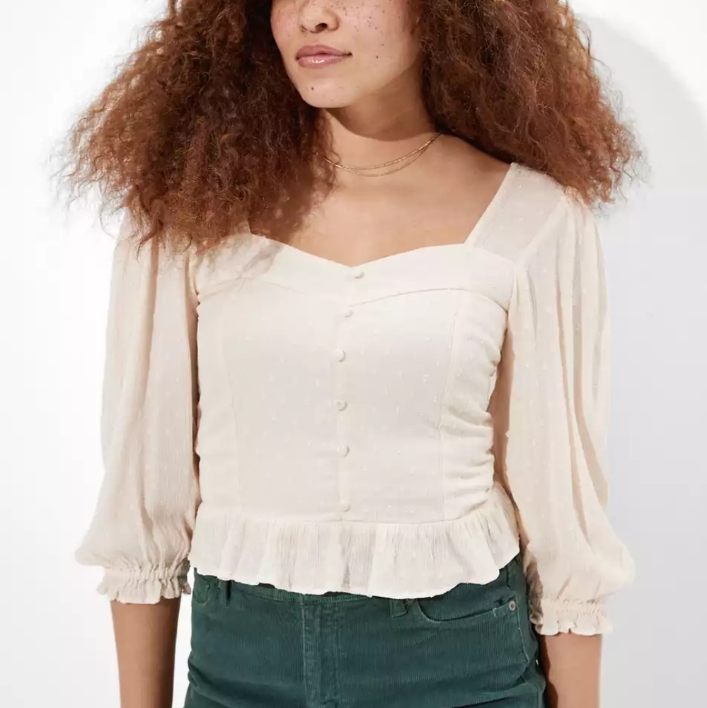 American eagle button up sweetheart neck top